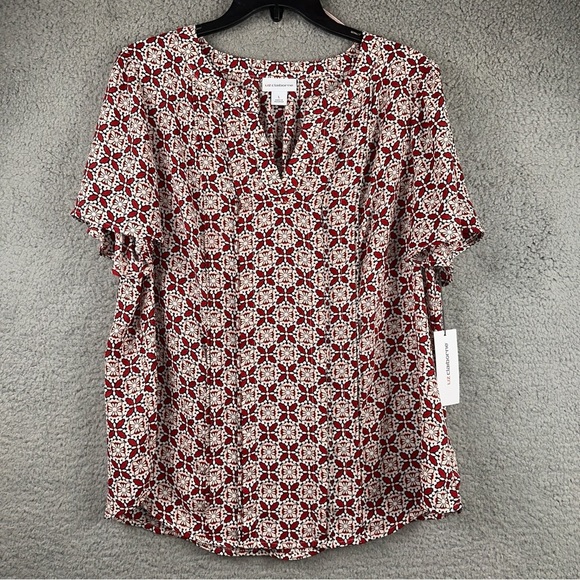 Liz Claiborne Tops - Liz Claiborne Top Womens Large Pink Geometric Pattern V-Neck Pleated Blouse NWT